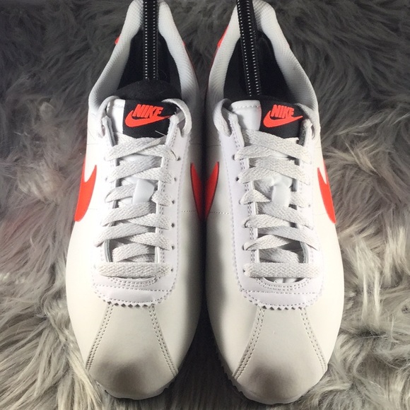 New Classic Cortez Leather - Picture 3 of 7